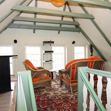 Holiday Home Alte Weinstube, Emmelsbuell Semesterbostad *