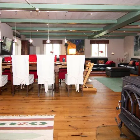 Holiday Home Alte Weinstube, Emmelsbuell Semesterbostad *