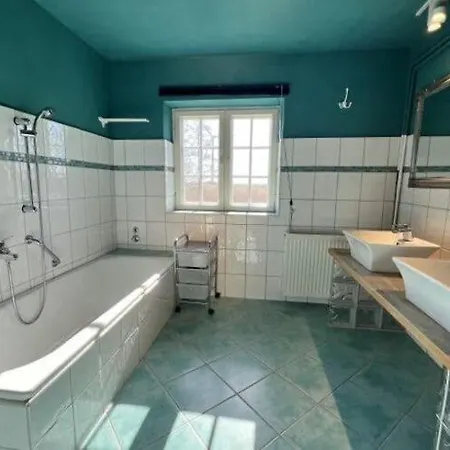Holiday Home Alte Weinstube, Emmelsbuell Semesterbostad *